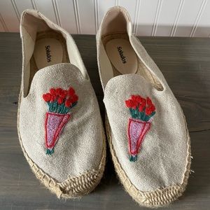 Soludos tulip embroidery espadrille